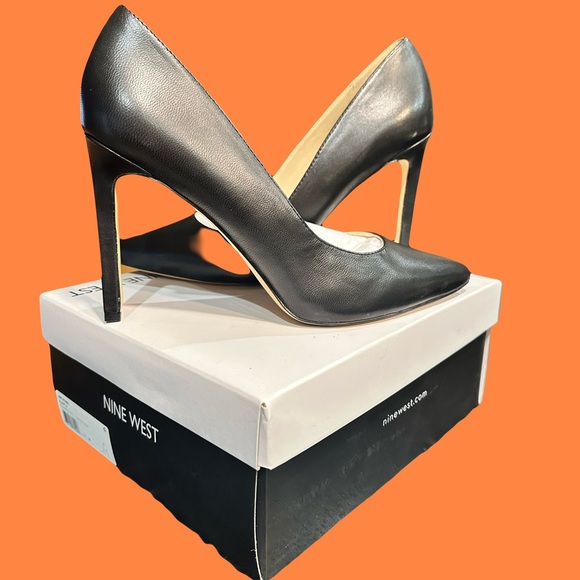 Nine West Black Women's Shoes - Picture 4 of 7